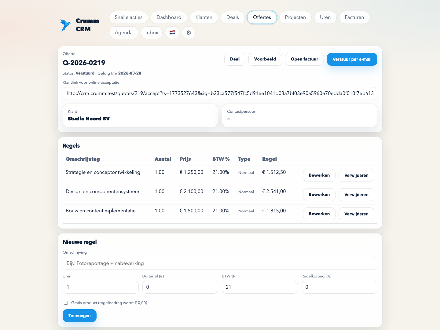 Offerte editor van Crumm met regels, bedragen en klantinformatie
